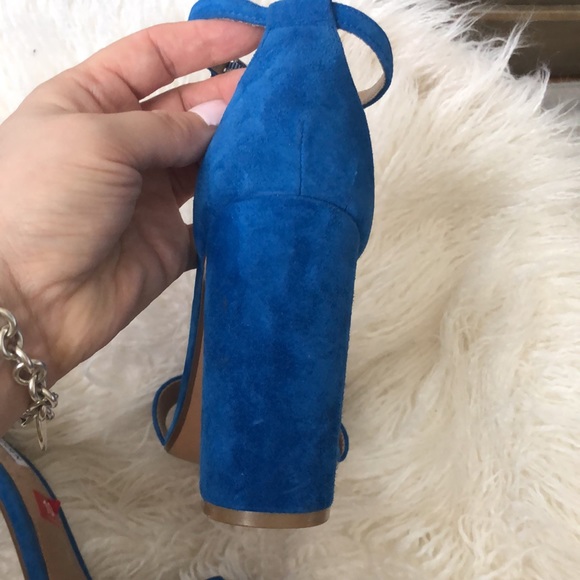 STEVE MADDEN Blue Suede Carrson Sandals Heels - Picture 3 of 7